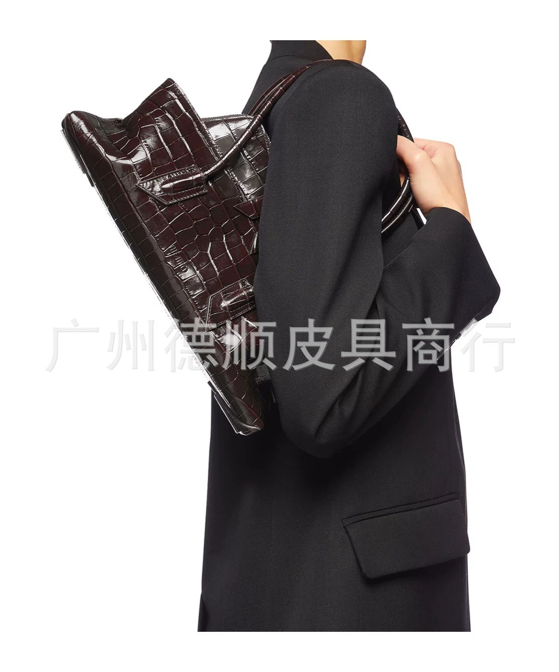 [Full leather inside and outside] the A* top layer cowhide La Passeggiata irregular one-shoulder handbag for women