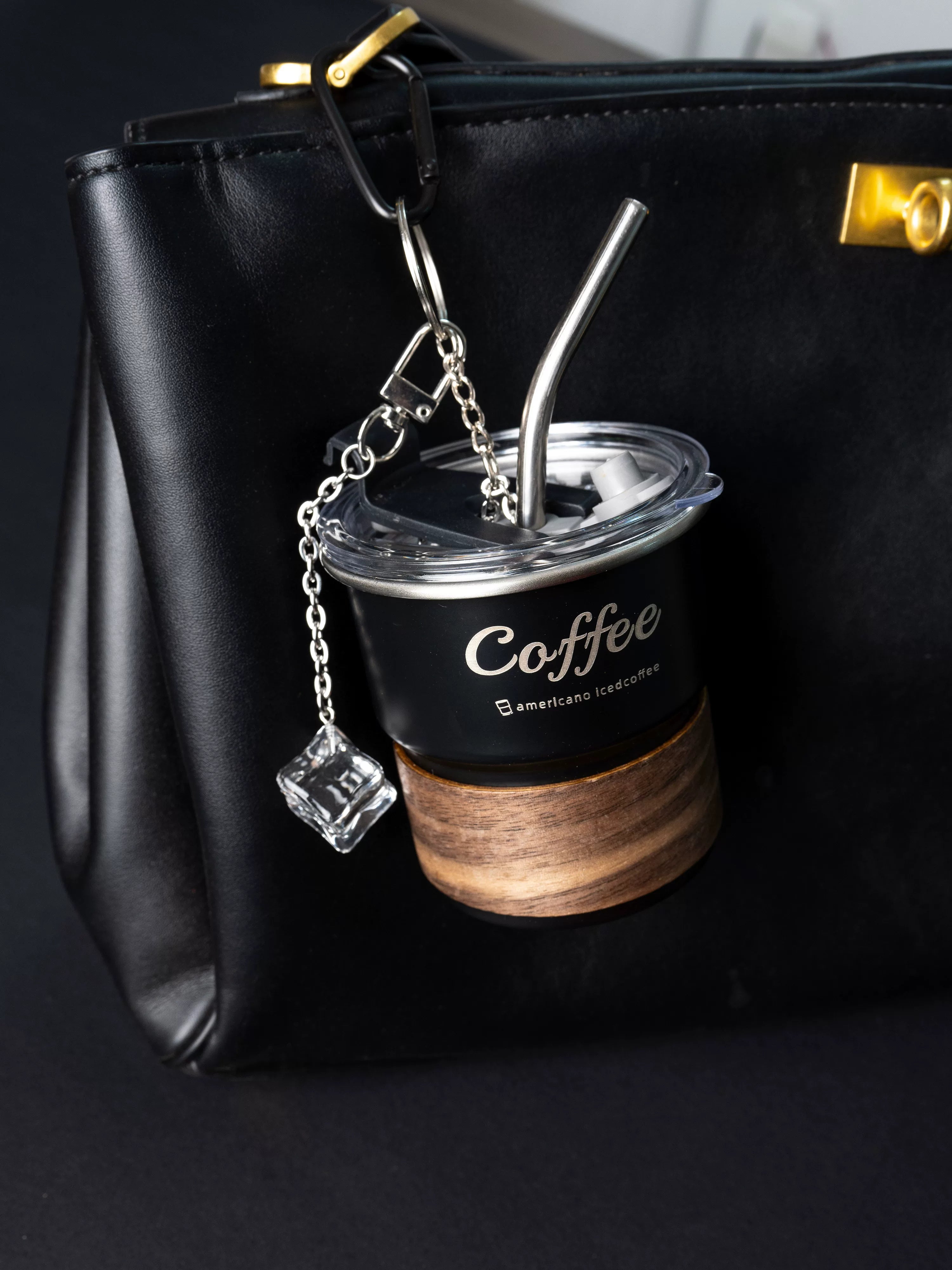 Iced Americano-style coffee cup bag hanging high-end school bag, backpack hanging ornament, creative niche design, bag pendant accessories