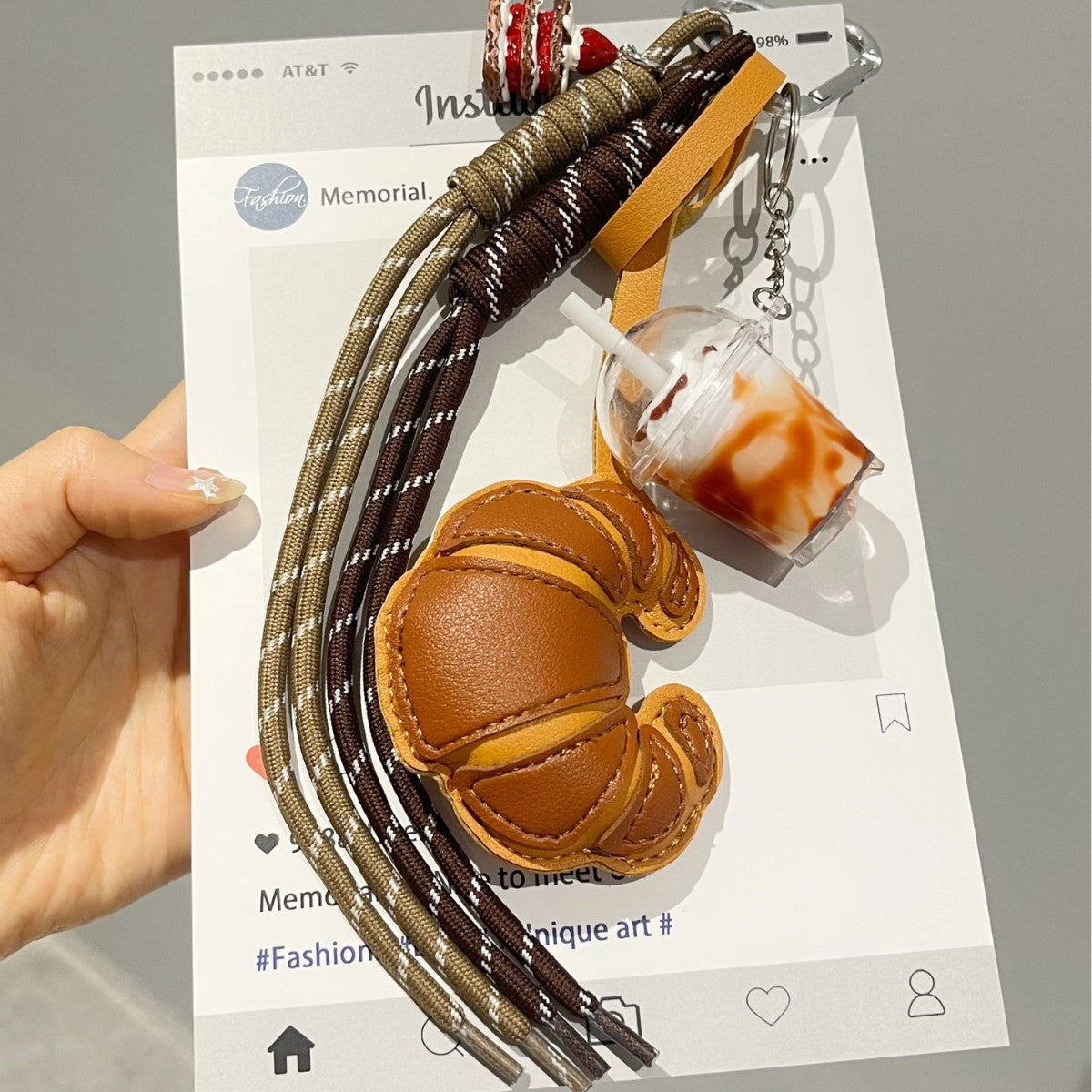 Cross-border spring/summer new leather croissant woven keychains, multi-color coffee cup carabiner bag pendant wholesale