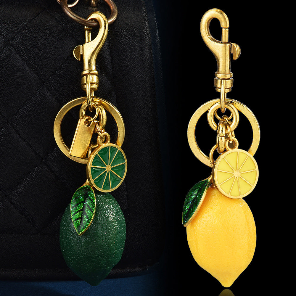 Cross-border new creative resin simulation fruit lemon car keychain bag pendant couple keychain gift