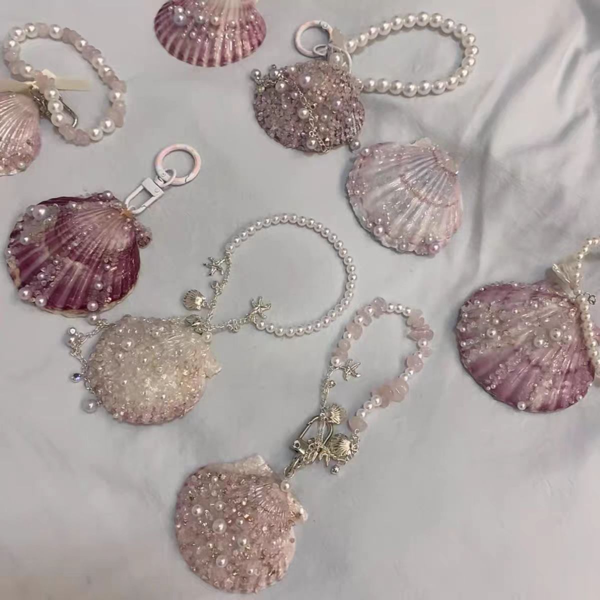 High-end and stylish mermaid shell bow, faux pearl ocean series, graded bag pendants, girly design buckles