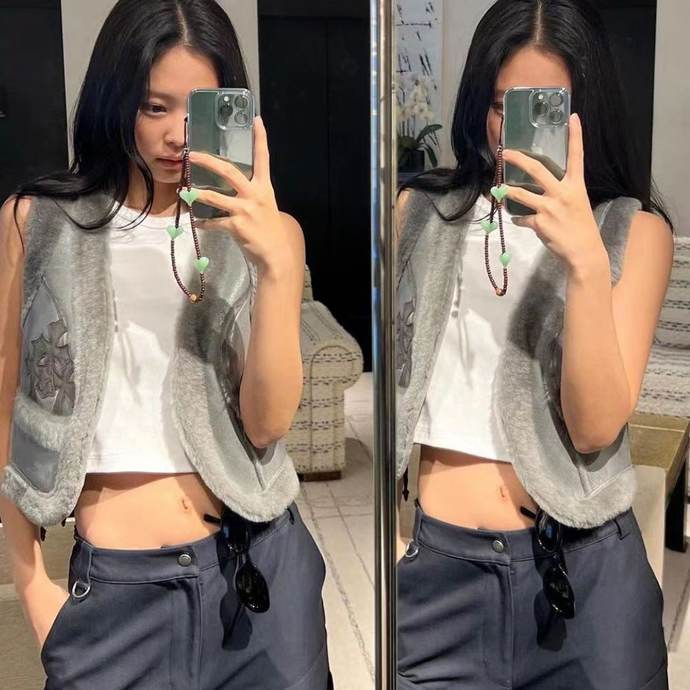KKBEAD European and American bloggers portable pendant love mobile phone chain blackpink Kim Ji-ni with the same female lanyard