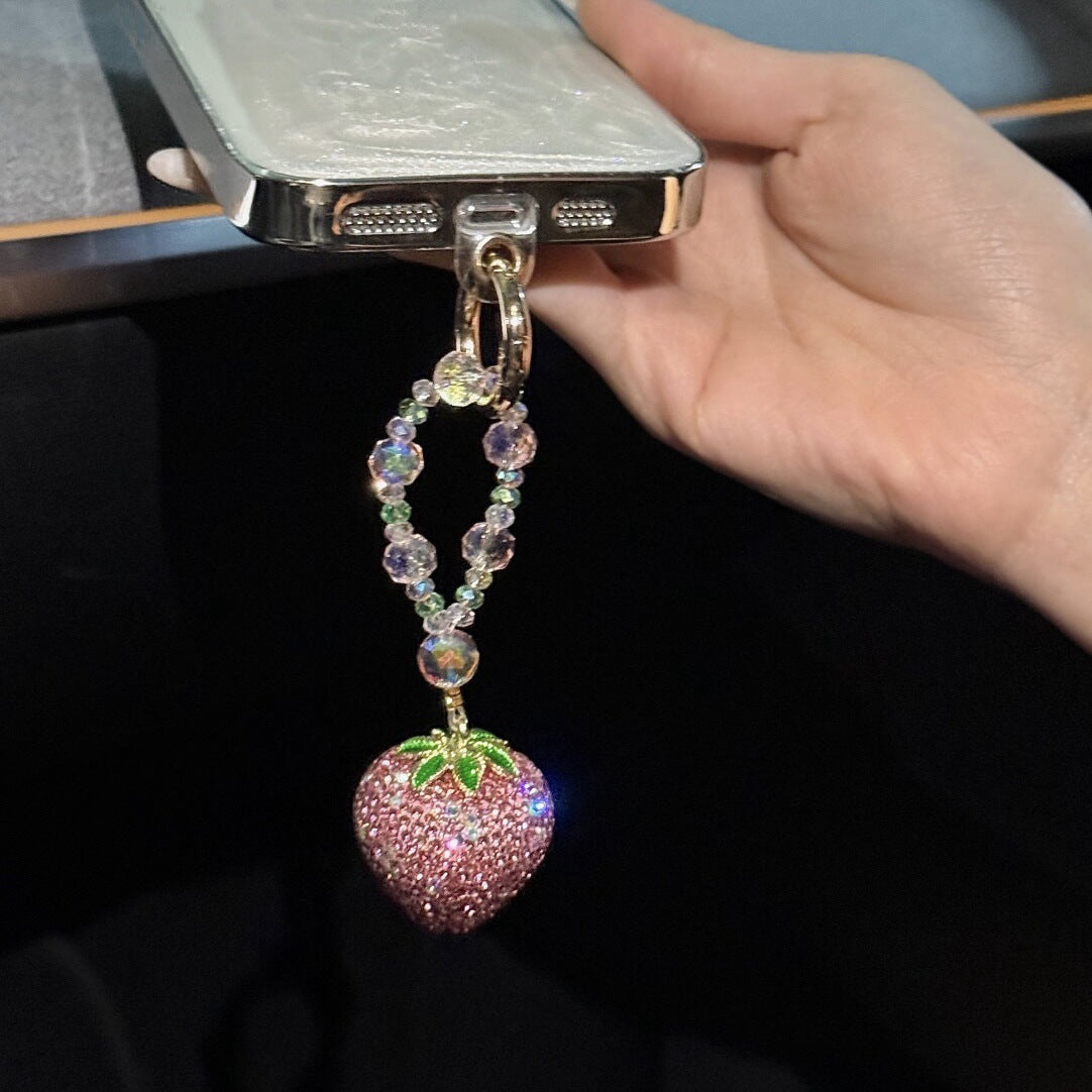 Light luxury strawberry full diamond phone pendant, sophisticated, versatile, and unique design for bags, pendants, and phone chains