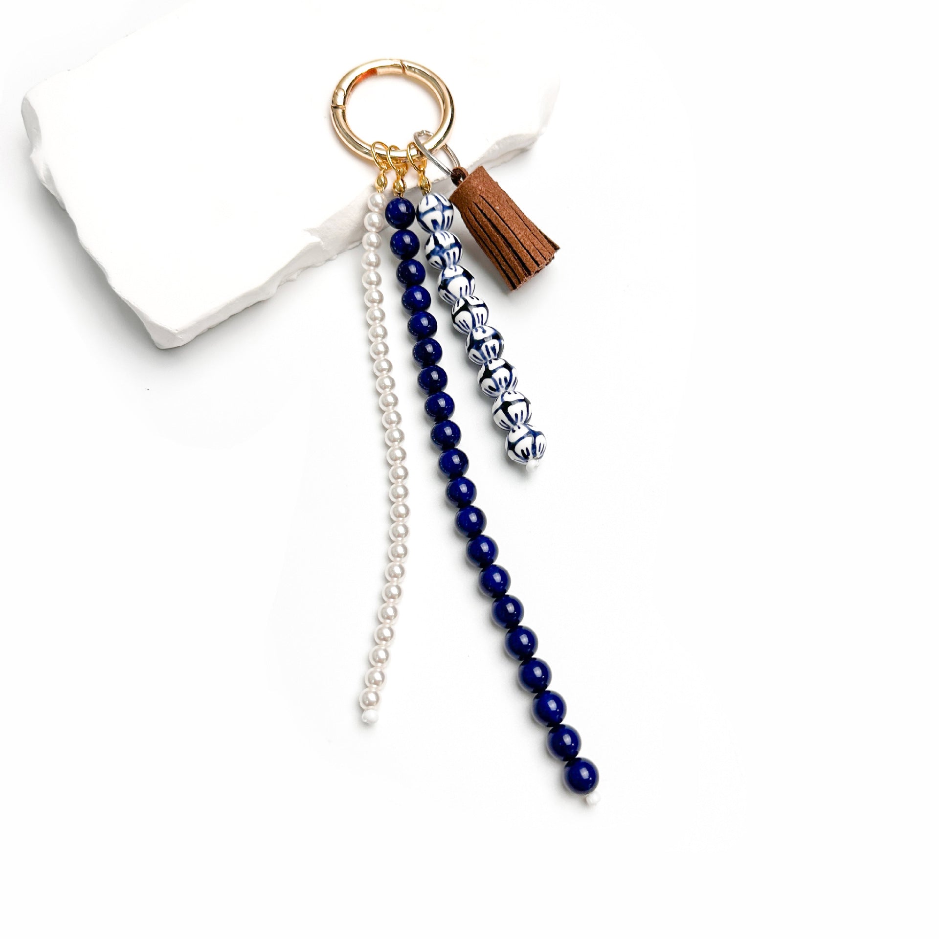 Niche design bag pendants, tassel handmade bead beading, blue-and-white porcelain ceramic lanyard accessories, bag ornaments for men