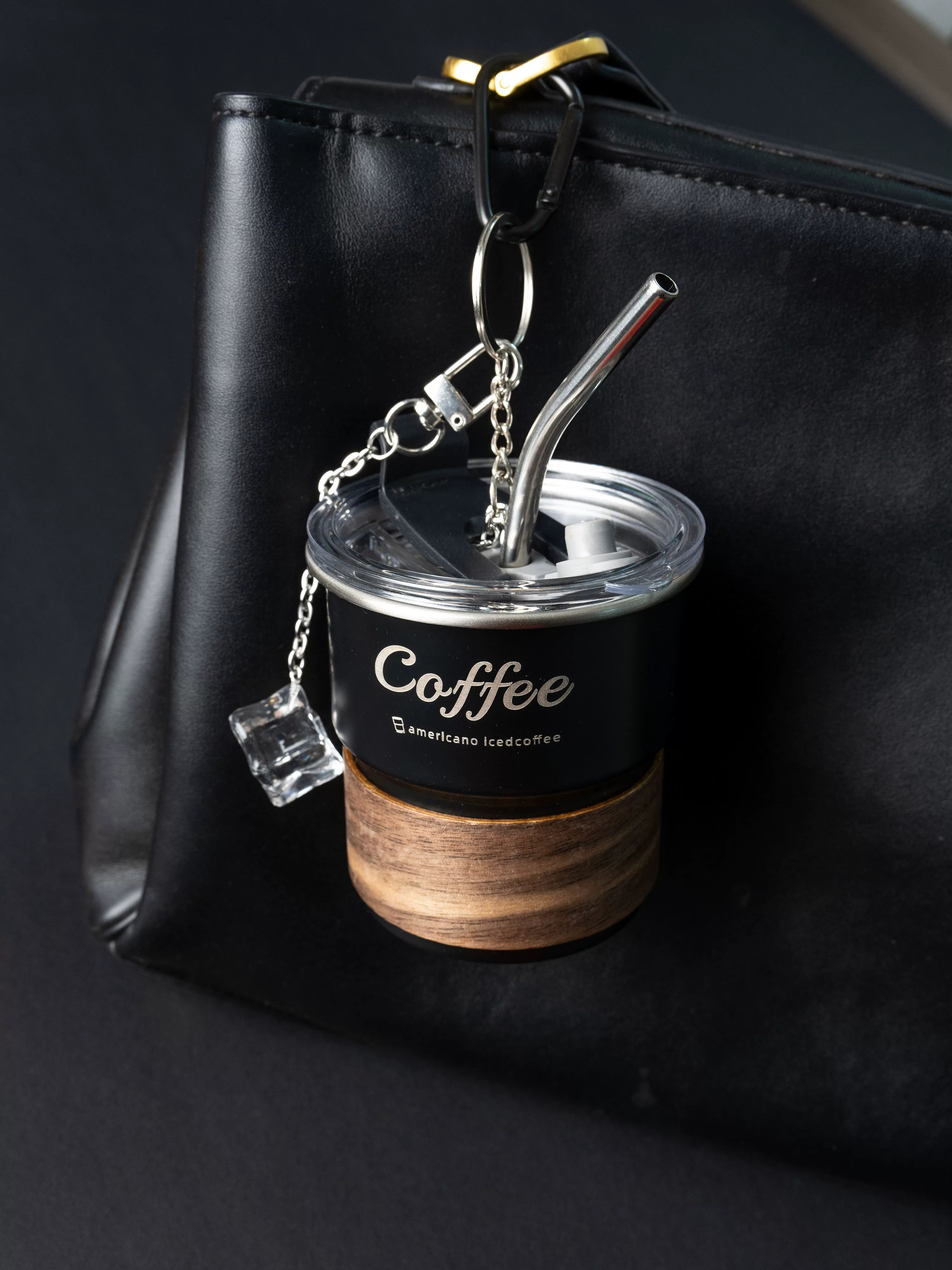 Iced Americano-style coffee cup bag hanging high-end school bag, backpack hanging ornament, creative niche design, bag pendant accessories