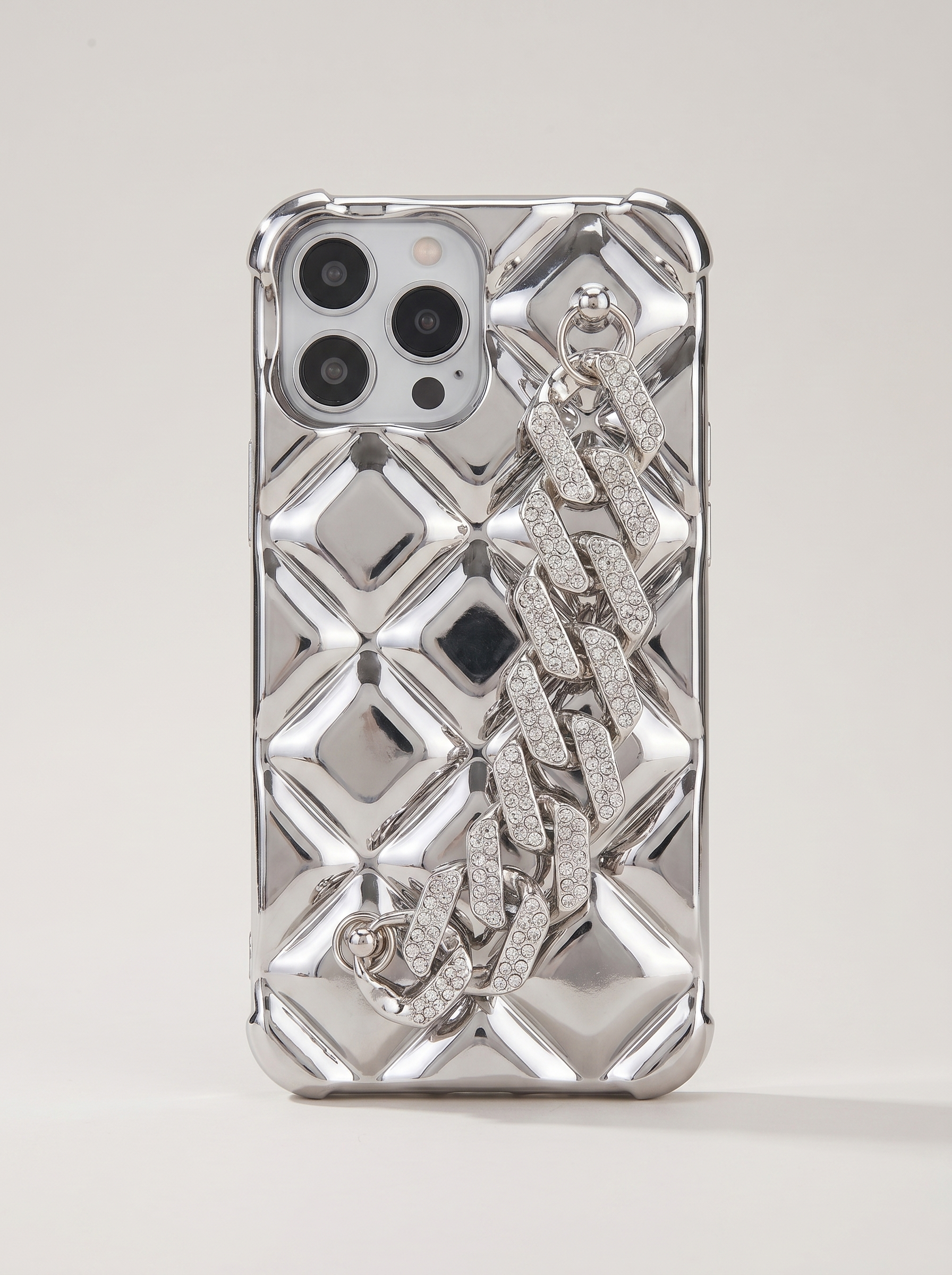 Applicable to Apple iPhone17pro mobile phone case luxury glitter diamond bracelet 14 small fragrance 16 high-end xsmax tide 15