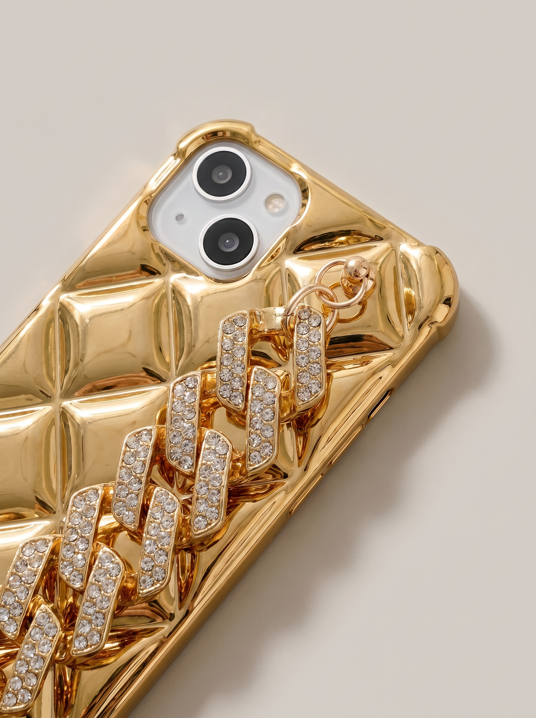 Applicable to Apple iPhone17pro mobile phone case luxury glitter diamond bracelet 14 small fragrance 16 high-end xsmax tide 15