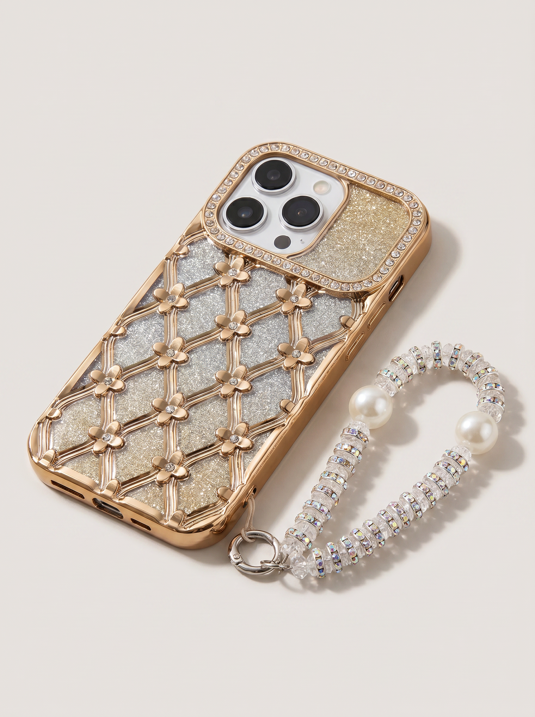 2026 New Apple iPhone 17 Pro Max Pearl Clip Diamond Bracelet Lanyard Phone Case for Women Suitable for Apple