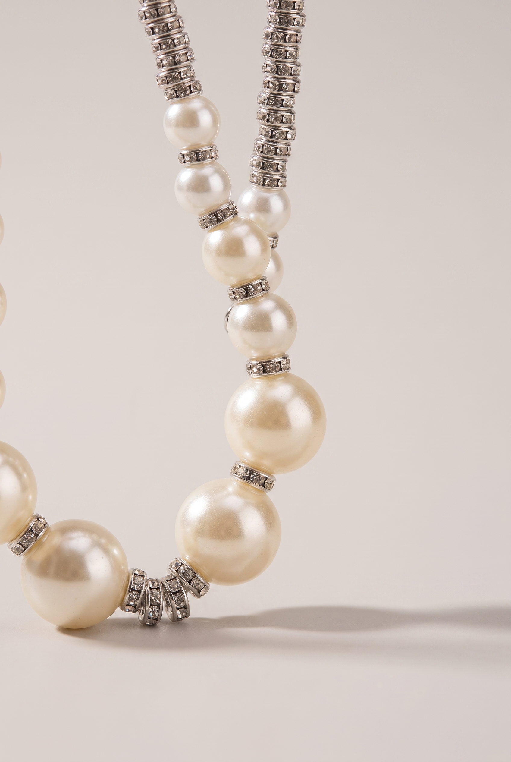 Pearl Bow Phone Charm